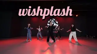 yuanyuankpop This song has been covered and danced to frequently lately.