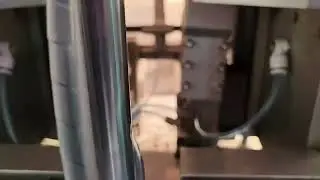 Automatic rope threading machine