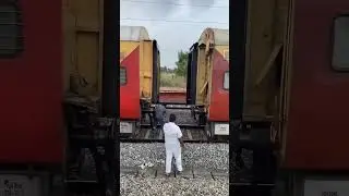 Railway coupling - The dangerous jobs ❤️😲..#shorts