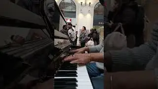 PUBLIC PIANO JOURNEY #52 : Faded - Alan Walker in Paris 🎹 Follow for journey #53 !   #alanwalker