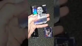 MY MATE GOT A SIGNATURE IN THE SIDEMEN CARDS PACK OPENING! #shorts #sidemen #packopening