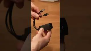 Zasilanie przełącznika KVM USB za pomocą rozdzielacza PoE