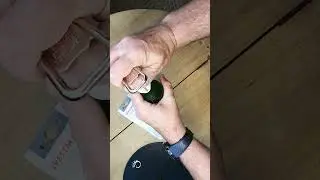 Haggis in the kitchen - the Westmark Hermetus Bottle Opener and Stopper #haggis #kitchengadgets