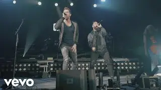 Jeremy Camp - No Survivors (Live) ft. Skillet