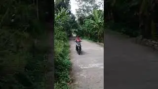 Tips belajar motor untuk kaki yg belum sampe... 😅😀😁