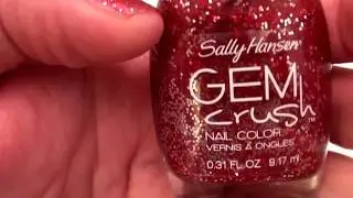 GEM CRUSH SALLY HANSEN NAIL COLOR 02  Cha-Ching GLITTER