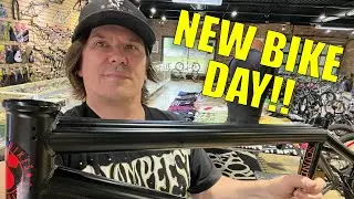 Flip from Albe&rsquo;s picks out everything for his new bike build.