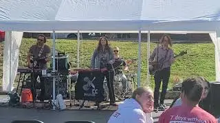 Talkbox Solo during 