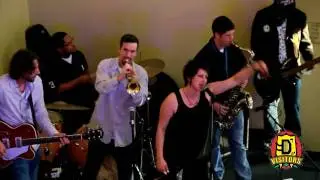 OttLite Rock Star Nikki Ferraro and d'Visitors