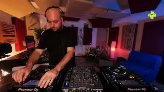 Robert T. Master | LFO Studio