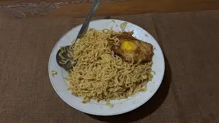 Day 2 Mukbang mie goreng instan jumbo 2 bungkus 