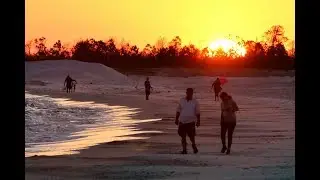 Mexico Beach, past beauty is returning but reminders of devastation lie all around
