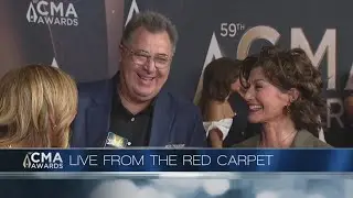 Speaking with Vince Gill ahead of his receiving the Willie Nelson Lifetime Achievement Award