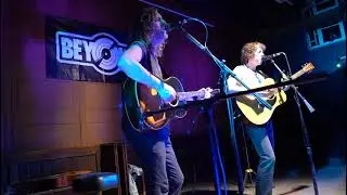 Razorlight - America (Live) Beyond Marley Hall 2, Newcastle Upon Tyne, Westend.