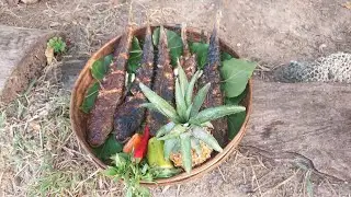 Cooking Grilled Snakehead Fish and Eating Delicious - Primitive Technology