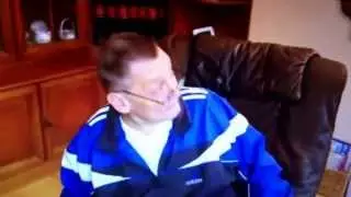 Opa rastet aus