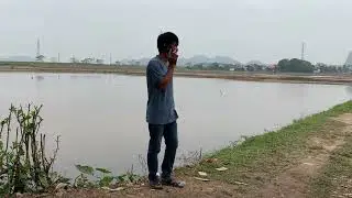 Mày được đấy thắng ơi.thắng nhắc nhở anh chủ không được nghe lời ai đưa tiền thì ba quyển biết được 