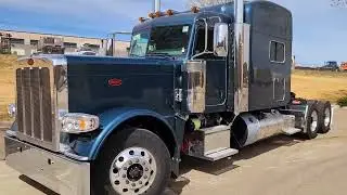 AVAILABLE: 389 Mid-Roof Ultra Sleeper.
