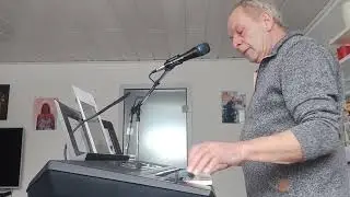 Auf meinem Kissen... Wie immer Live gesungen und gespielt 