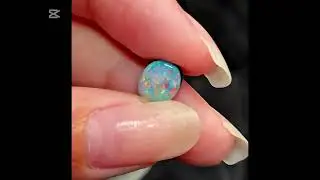 The &ldquo;Venus&rdquo; Lightning Ridge Doublet Opal 0.31 G