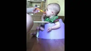 Ebba's first food - carrots
