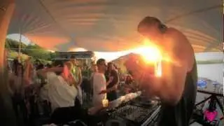 Fragolize move to Bahia Caf&eacute; (opening party 2012)