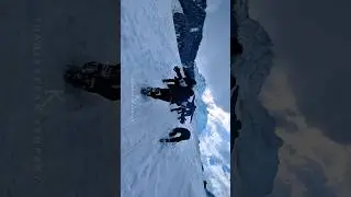 Badtameez Dil ❤️&zwj;🔥#srk #kashmir #snow #dance #comedy #entertainment #snowfall #hindi #hindisong