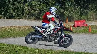 Incredible fast ride with Aprilia sMXV 2 Cilinder Supermoto!!