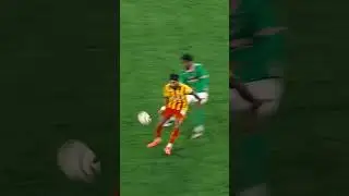 Stop that Fulgini ! 🤯 #ligue1 #fulgini #ligue1mcdonalds @rclens #skills #soccer #foot #football