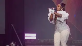 Carol Nantongo - Nyiga Wano (Live Performance)