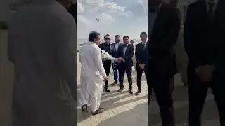 Welcoming Mr. Yasir Hussain, G.M Marketing & Sales, Bahria Town, Karachi for the Oshan X7 Launch.