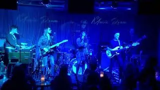 The Linda Ronstadt Experience live from The Music Room