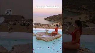 The most romantic place on Earth ❤️ Would you stay here? #calilo #greece #hotel
