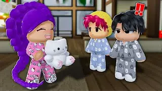 BÉBÉ RUMI FAUFILE DANS UNE PIJAMA PARTY RÉSERVÉ AUX GARÇONS DANS ROBLOX BROOKHAVEN RP
