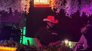 RayBurger at Effex Nightclub in Albuquerque, New Mexico (pt. 1)