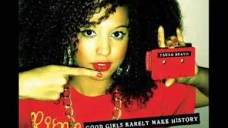 Yarah Bravo - Chillin'