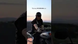 No exhaust sound, just Michael Jackson👍#harleydavidson #chopperstyle #harleyaudio #harleylife