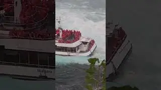 Niagara Falls boat tour from above Horseshoe Falls #letsexplore #canada