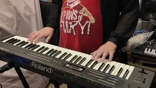 Roland Alpha Juno 2 // Ambient Synthwave Jam - 