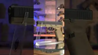 Evike Exclusive Dual Tone Elite Force GLOCK 17 Gen 5