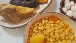 Hoy comemos chicharos con aire andaluz #tiktoviral #vivebailando #cocina #tiktok #recetas 