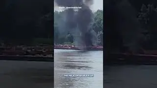 2 dead after helicopter crashes into Missouri barge