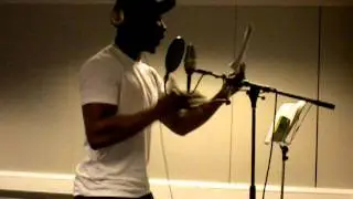 REVOLVER working a Z Dot beat in Pentalk Lab, Newport