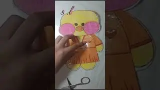 mostrando a roupas da minha boneca de papel