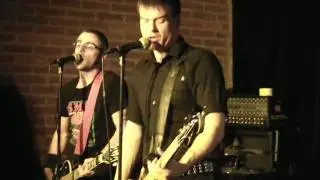 Uncommonmenfrommars -  You can be evil - Live - Rouen 2011