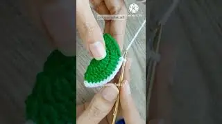 🌲Crochet Christmas Bauble | Christmas Decorations Free pattern Tutorial on YouTube #shorts #crochet