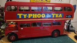 Build the classic Routemaster: pack 12 , completed model !