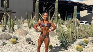 Figure Posing Tutorial | Model Poses, Mandatories & Division Verbiage (IFBB Pro Tips)