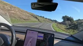 Sunny day on California Highway 1 with FSD v2021.36.8.5