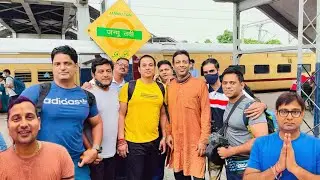 VAISHNO DEVI | FIRST TIME I MET MY FAN | DELHI TO KATRA | DAY 1 |